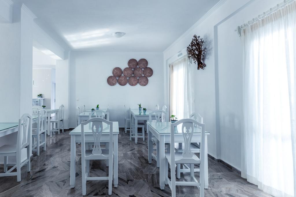 Selini Ηotel (Adults Only) Kamári Exterior foto